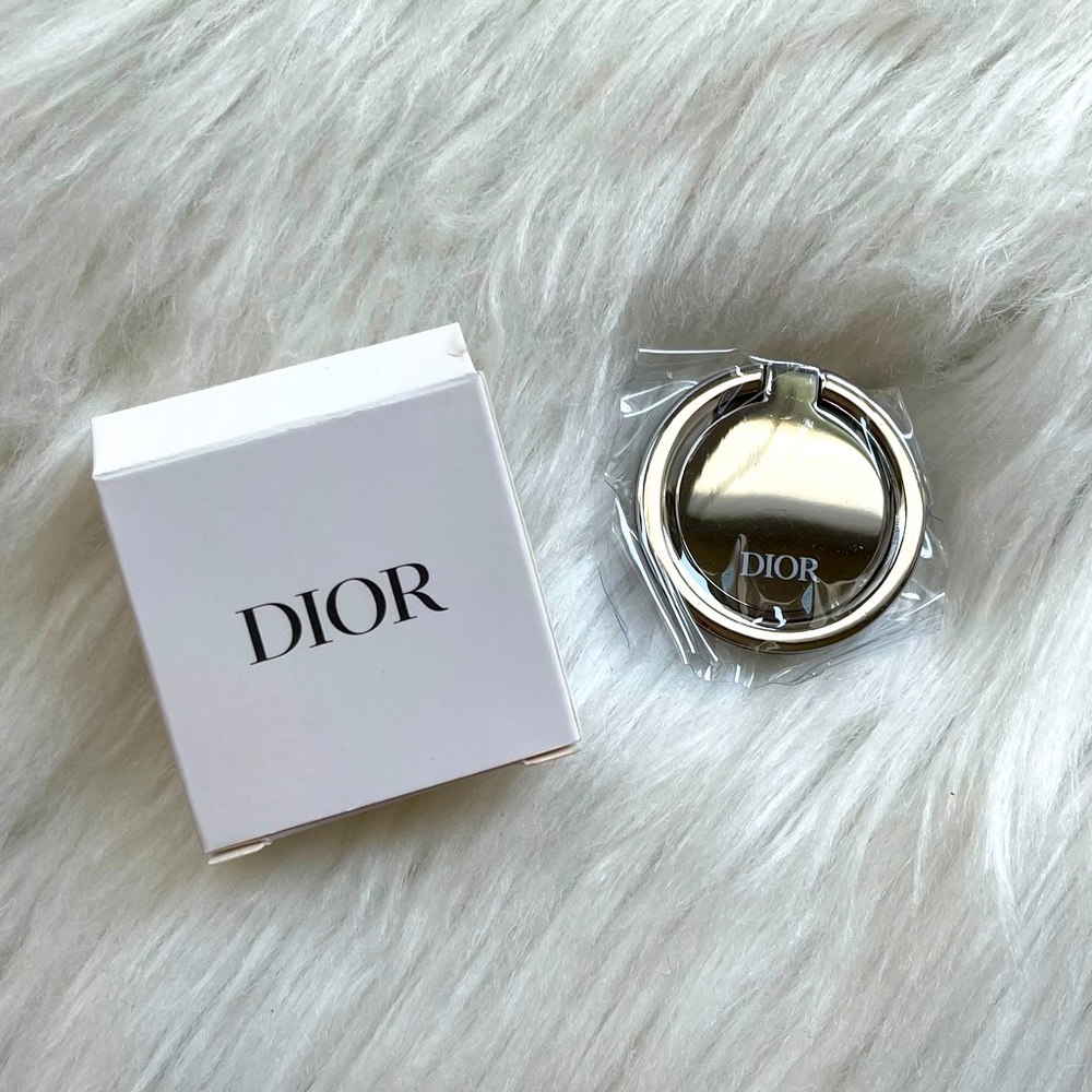 New Dior smartphone ring silver accessory logo
